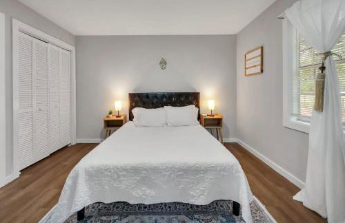 4 Beds, Near UNC, Packnplay, walk to Golf, Kids Essentials - Foto 7