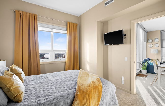 GLOBALSTAY. Gorgeous Downtown Condos. Free parking - Photo 12