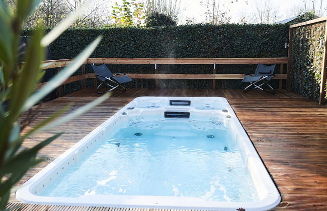 Wonderful Holiday Home nearby Efteling with Private Heated Pool & Hot Tub - Foto 12