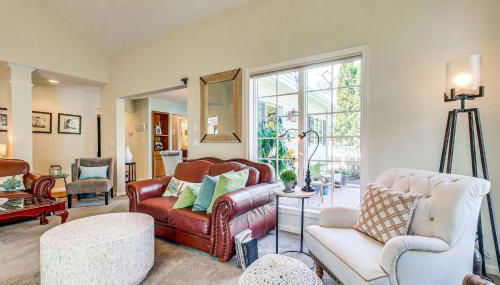 Menasha Home with Patio - Walking Distance to Lake! - Foto 5