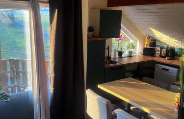 Modern attic apartment with pool view AC and gym - Foto 57