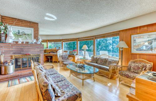 The Bridge and Balcony - Photo 6