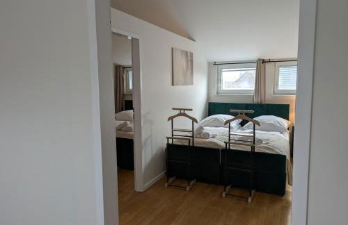 Munich Large Apartment 145 qm and 5 Bedrooms with Roof Terrace in centrally located 1 to 14 Guests - Foto 21