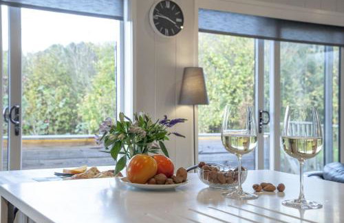 Deer Leap, Strawberryfield Park - Photo 7