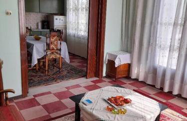 HOUSE IN LAVARA - Photo 7