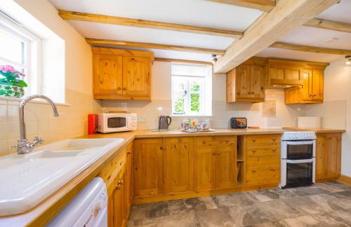 Stone House - Photo 9