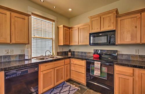 Redmond House with Community Amenities Access - Foto 11