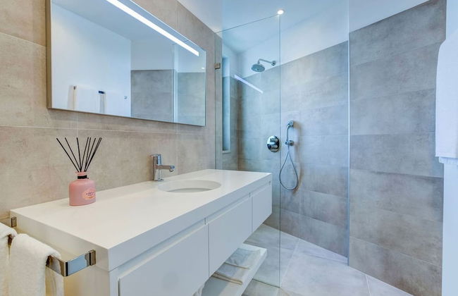 Villa Centeanes Luxury Villa Enviable Position s - Foto 30