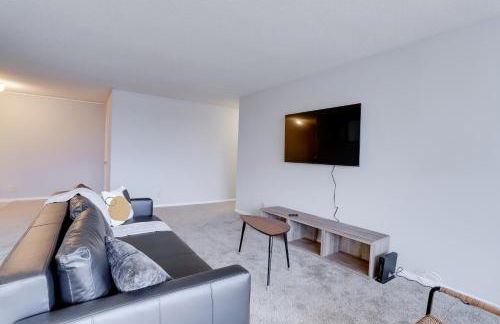 Fantastic 2 BR Apt + Den @Crystal City With Gym - Foto 10