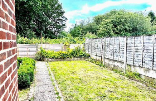 Spacious 3 Bedroom House - Sleeps 5 - Foto 51