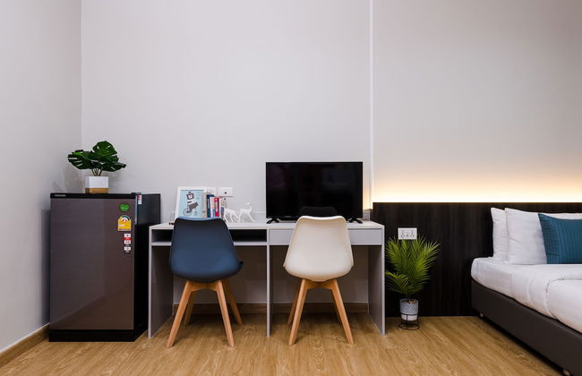 College Haus - Photo 9