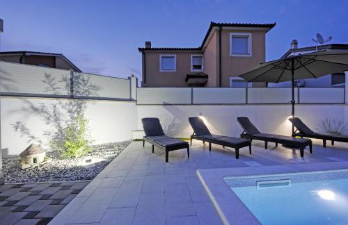 Casa Tara Three-Bedroom Holiday Home - Foto 8