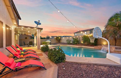 The Gem Getaway Pool Gameroom Gym by Relaxtay - Foto 18