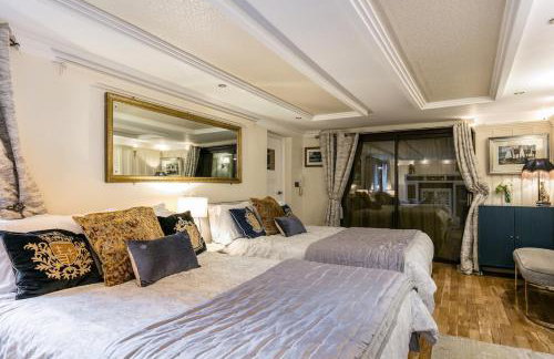 The Hide Out - Foto 21