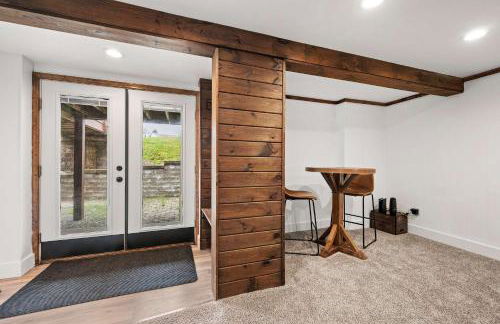 Updated townhome - Walk to Holiday Valley - Foto 35