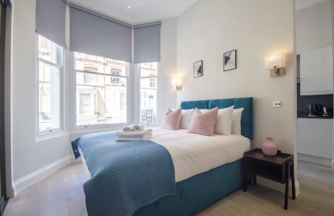 High Street Kensington by Viridian Apartments - Photo 4