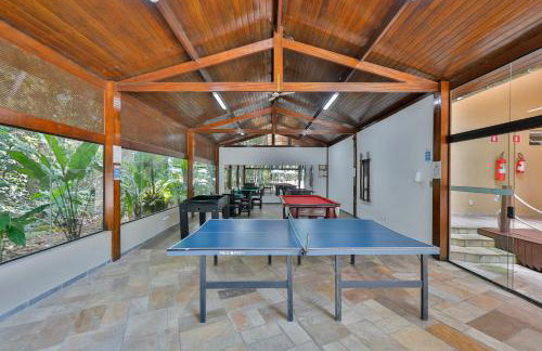 Fabuloso flat 241, Amarílis, Riviera de São Lourenço 3 Piscinas climatizadas carregador veiculo eletrico 2 quartos sendo uma suíte internet 500mb Adega, cozinha equipada completa, serviço de praia fim de semana limpeza trocas de toalhas, - Foto 57