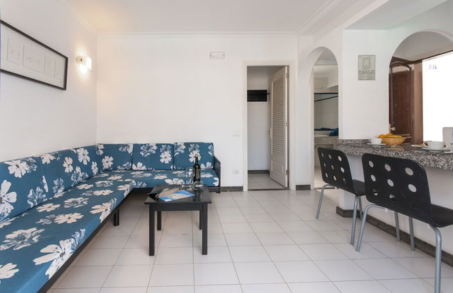 Apartamentos Plaza Azul - Photo 6