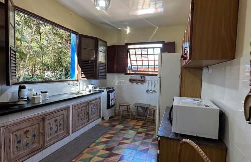 Casa chalet, Centro, vaga 2 carros, alto padrão - Foto 10