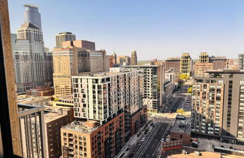 Luxury Skyline view of Minneapolis - Foto 13