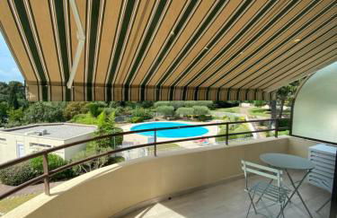 STUDIO HORIZON - SEA VIEW - POOL- Air Conditioner - Kitchen - Wifi -TV Train - Bus - - Foto 1