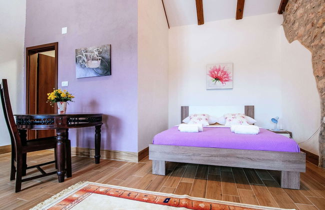 Private Estate With 2 Infinity Pools - Foto 5