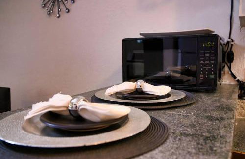 Chic & Cozy 2 bedroom - 1 bathroom - RATED BEST - Foto 5