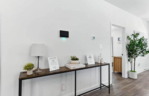 2BR Modern Southern Charm - Foto 8