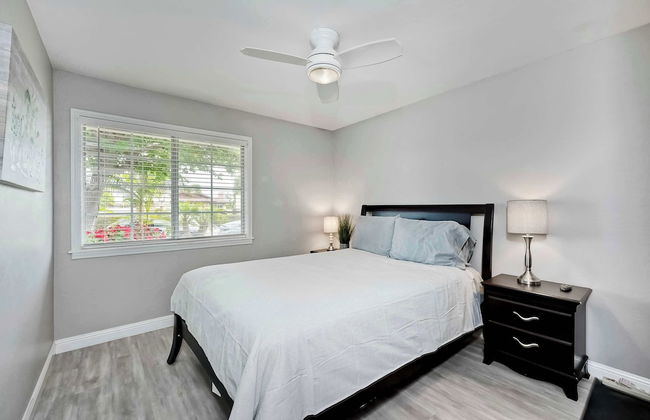 Carlsbad Charm 3 BDR Stunner! - Foto 8