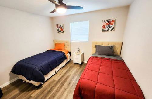 Astor River House with 2 private boat slips - Photo 14