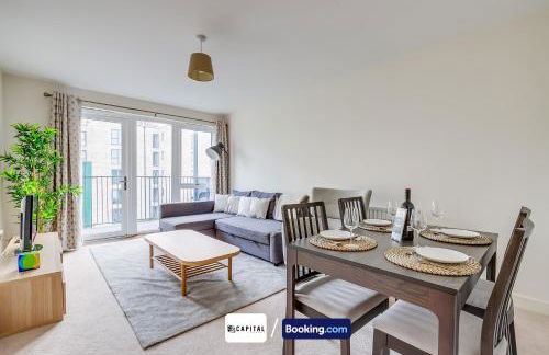 Last-Minute Secure l Sleeps Up to 8 l 2 Bedroom Apt By Capital Retreats Short Lets & Serviced Accommodation London With Balcony, Free WiFi - Foto 13