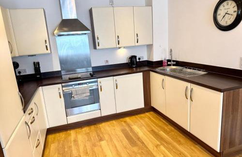 Charming 1BR Apartment In Heart of Cardiff Bay - Foto 12