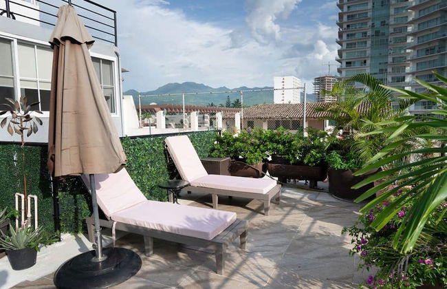 2Br Beach-near Suite Escape - Photo 3