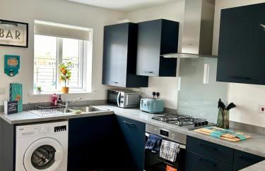 New 2 Bed House in Drakelow, Staffordshire - Photo 8