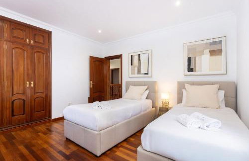 Zafiro Piscina Climatizada Jacuzzi Barbacoa Vistas al mar - Foto 46