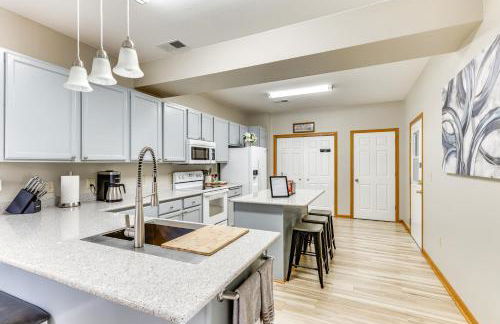 Lake Mills Retreat 1 Mi to Beaches and Dining! - Foto 2