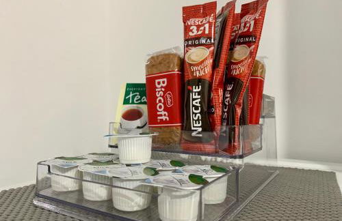 Cheerful - 3 Bed - Serviced Accommodation - In Heart of Northumberland - Sleeps 6 - Foto 16