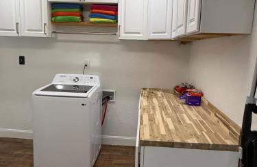 5 BR home with pool and outdoor fun - Foto 4