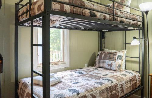 Walk to Sugar Mountain Resort | Cabin | Hot Tub - Foto 11