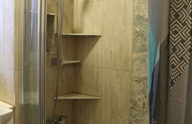 Lovely 2-bed Apartment in London - Foto 14