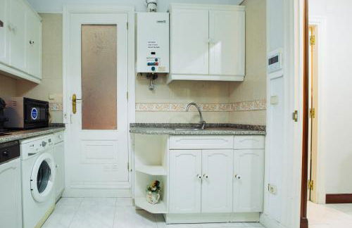 APARTAMENTO CENTRICO JUNTO ESTACION TREN Y AUTOBUS - Foto 15