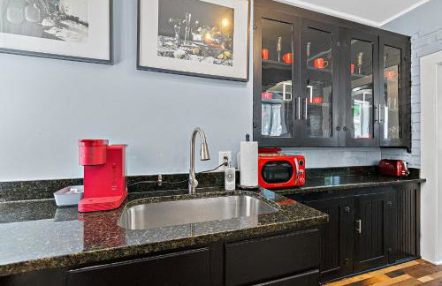 Casa Bella- Chic, Retro Apt- Steps to Historic District! - Foto 11