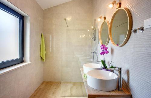 Villa Radola Residence only 3 km from beach for 6 people with private pool & large garden - Photo 33