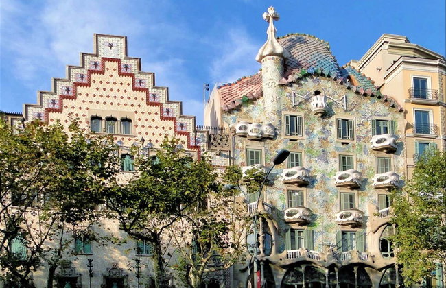Tour completo por Barcelona em grupo reduzido com ingressos - Foto 2