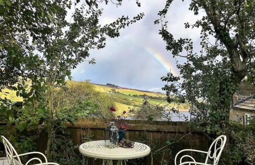 Bijou Cottage in Brontë Country with Wood-burning Stove & Hot Tub Spa - Foto 28