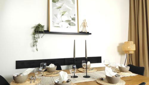 6 Bed Upscale Apartment - Foto 2