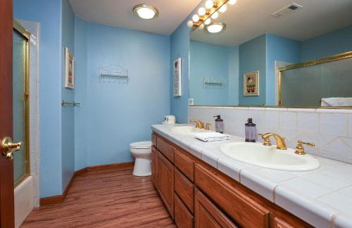 Oak Pond Retreat Stocked pond/pool table/BBQ Grill/EV Charger - Foto 38