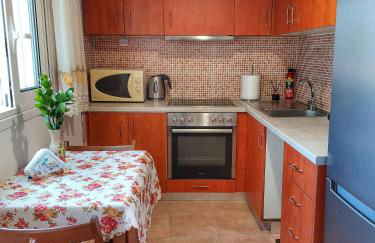 Eva's House, Cozy Apartment in Traditional Village - Foto 18