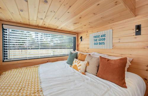 Luxury Waterfront Cabin 8 - Foto 9