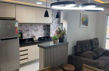 Belíssimo Apto a 2 km da Litorânea - Foto 1